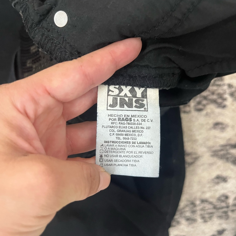 NWOT SXY JEANS Black Straight Leg Jeans with Sequin Detail Sz 25 - Picture 4 of 5